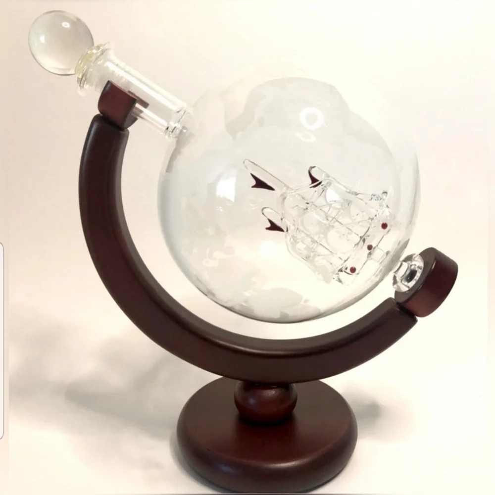 - 3pc Globe Wine Decanter Set
